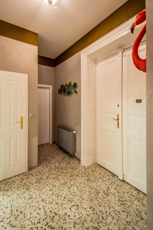 3Bdr Oasis In The Heart Of Prague Apartment Exterior photo